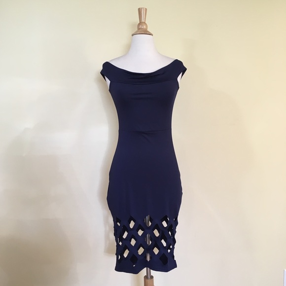 Geometric Cutout Hem Off Shoulder Bodycon Dress - Picture 2 of 4